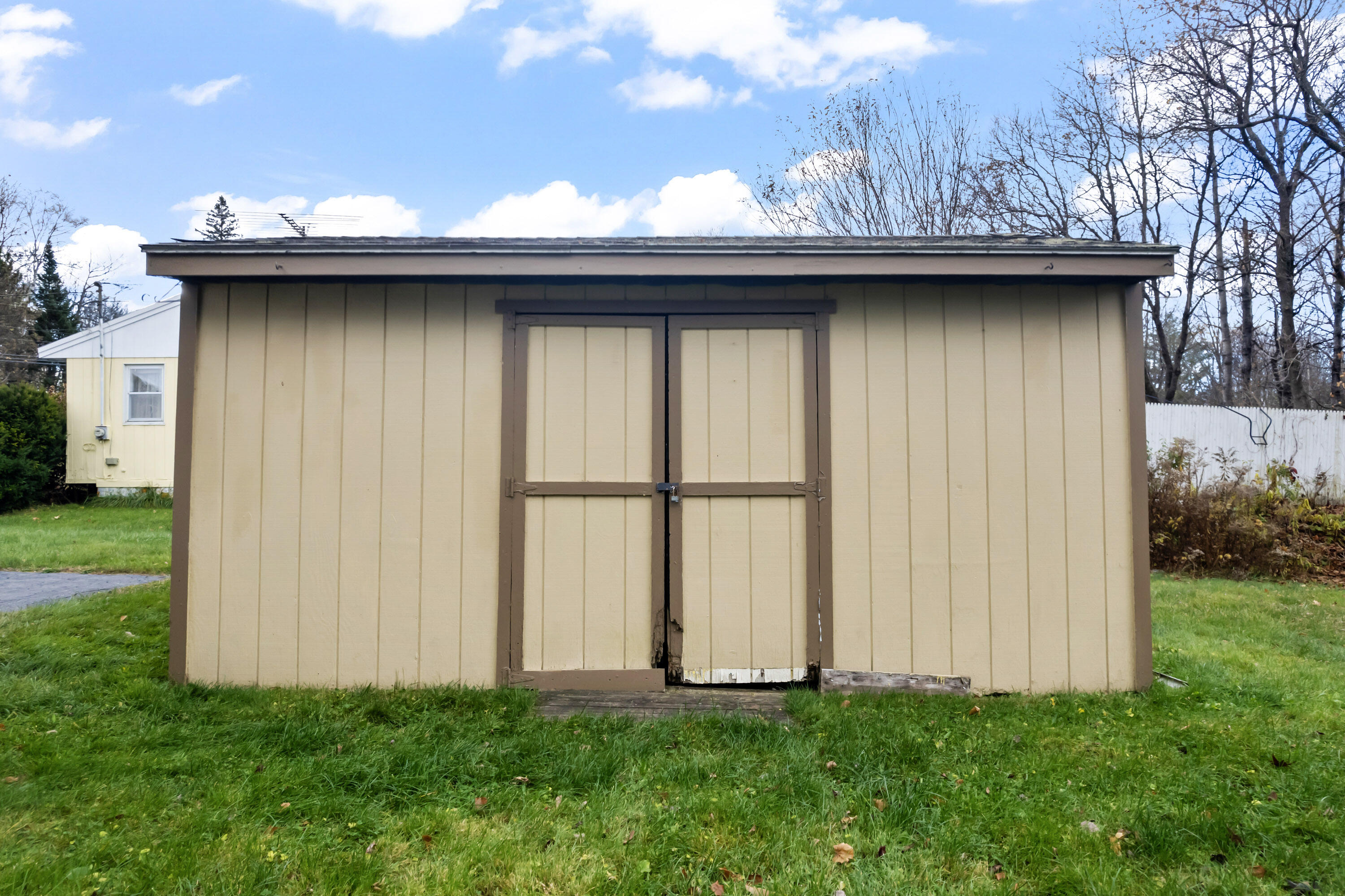 396 East Avenue Lewiston ME 04240