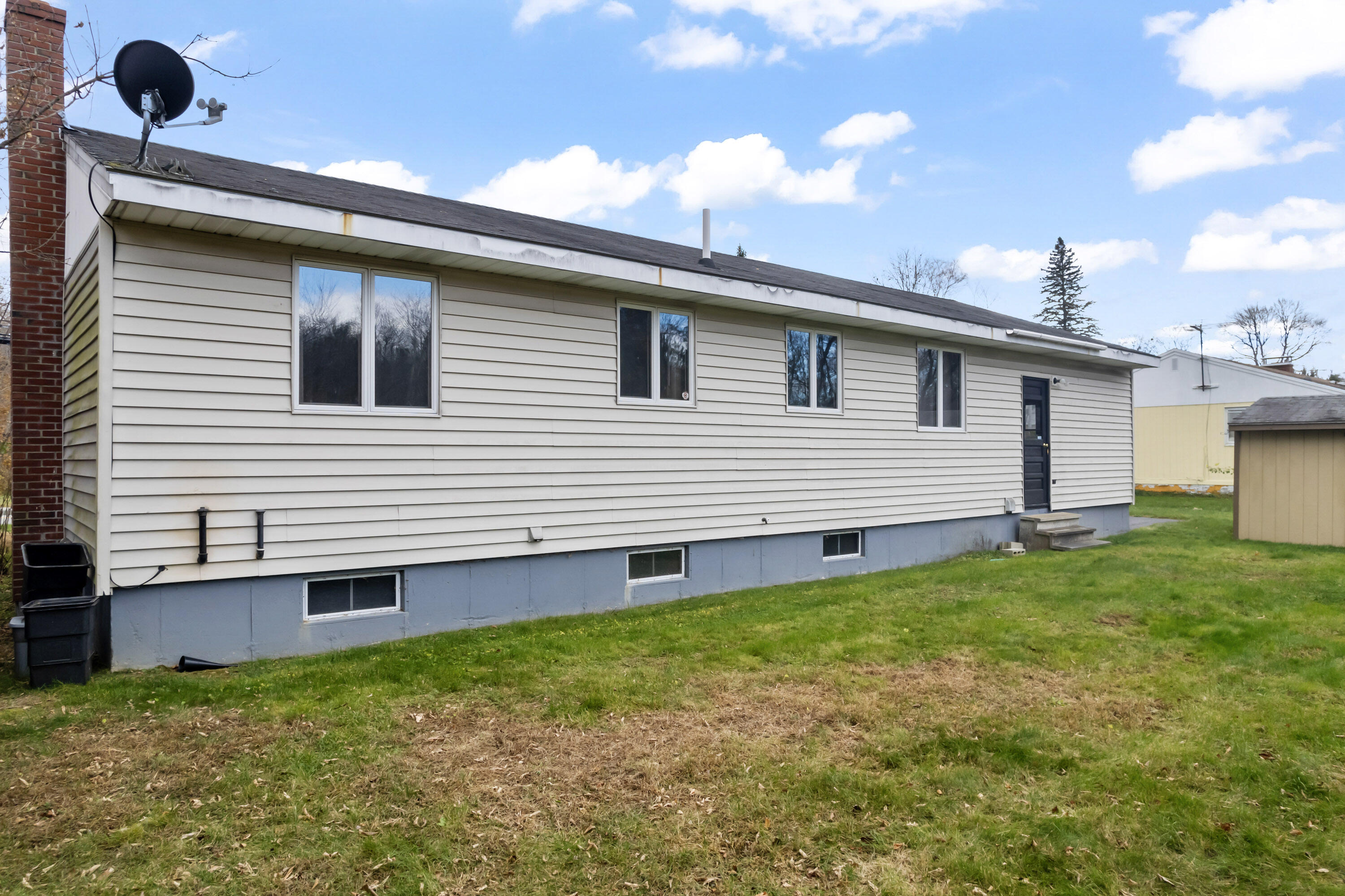 396 East Avenue Lewiston ME 04240