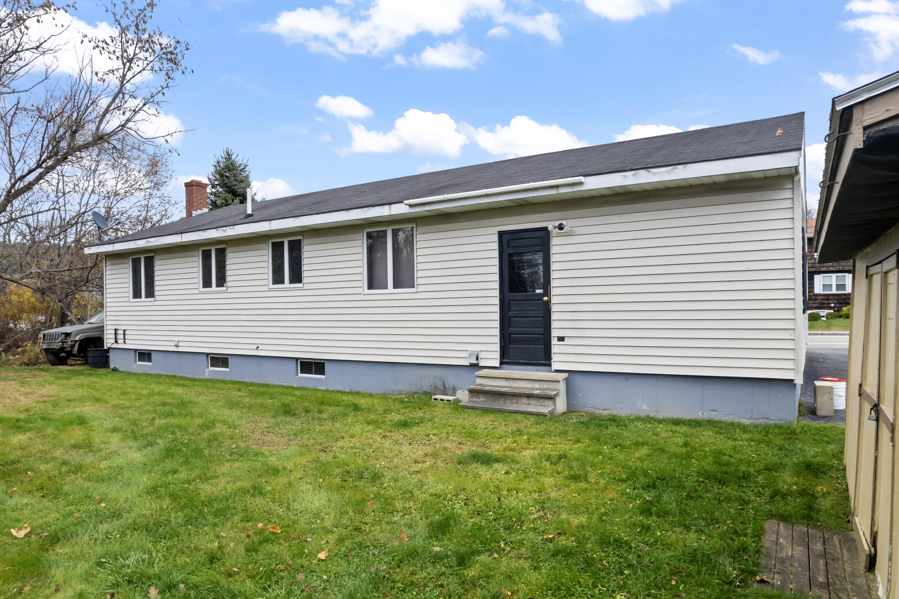 396 East Avenue Lewiston ME 04240