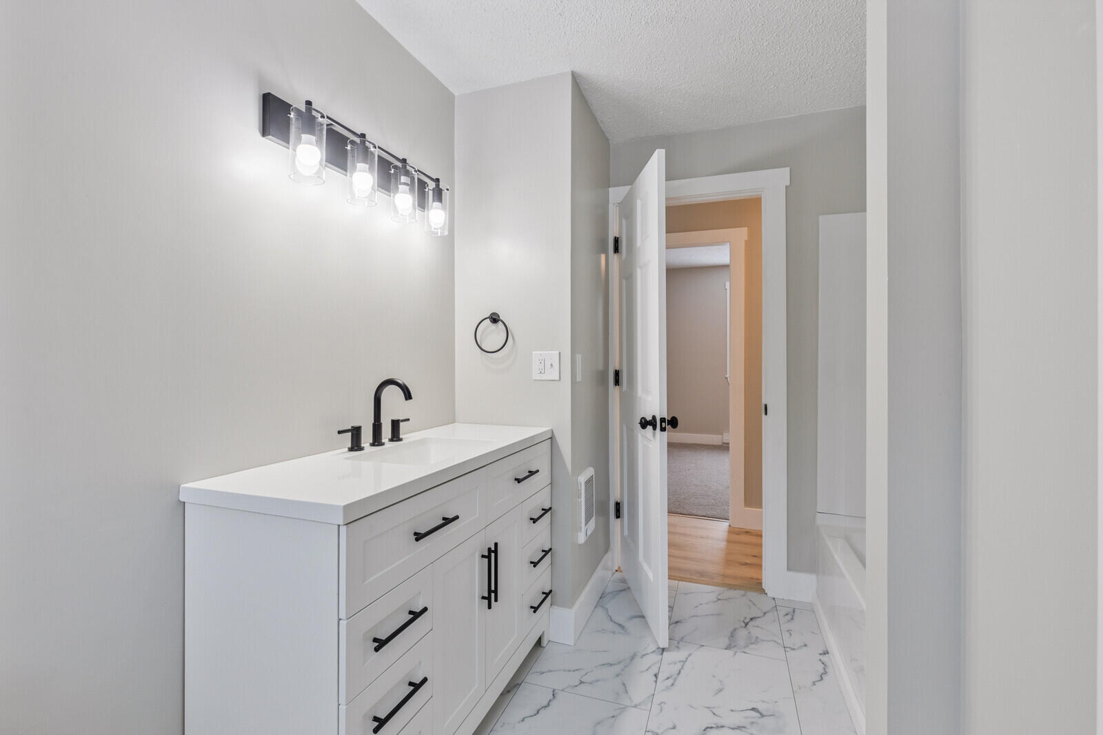 154 Waterville Road China ME 04358