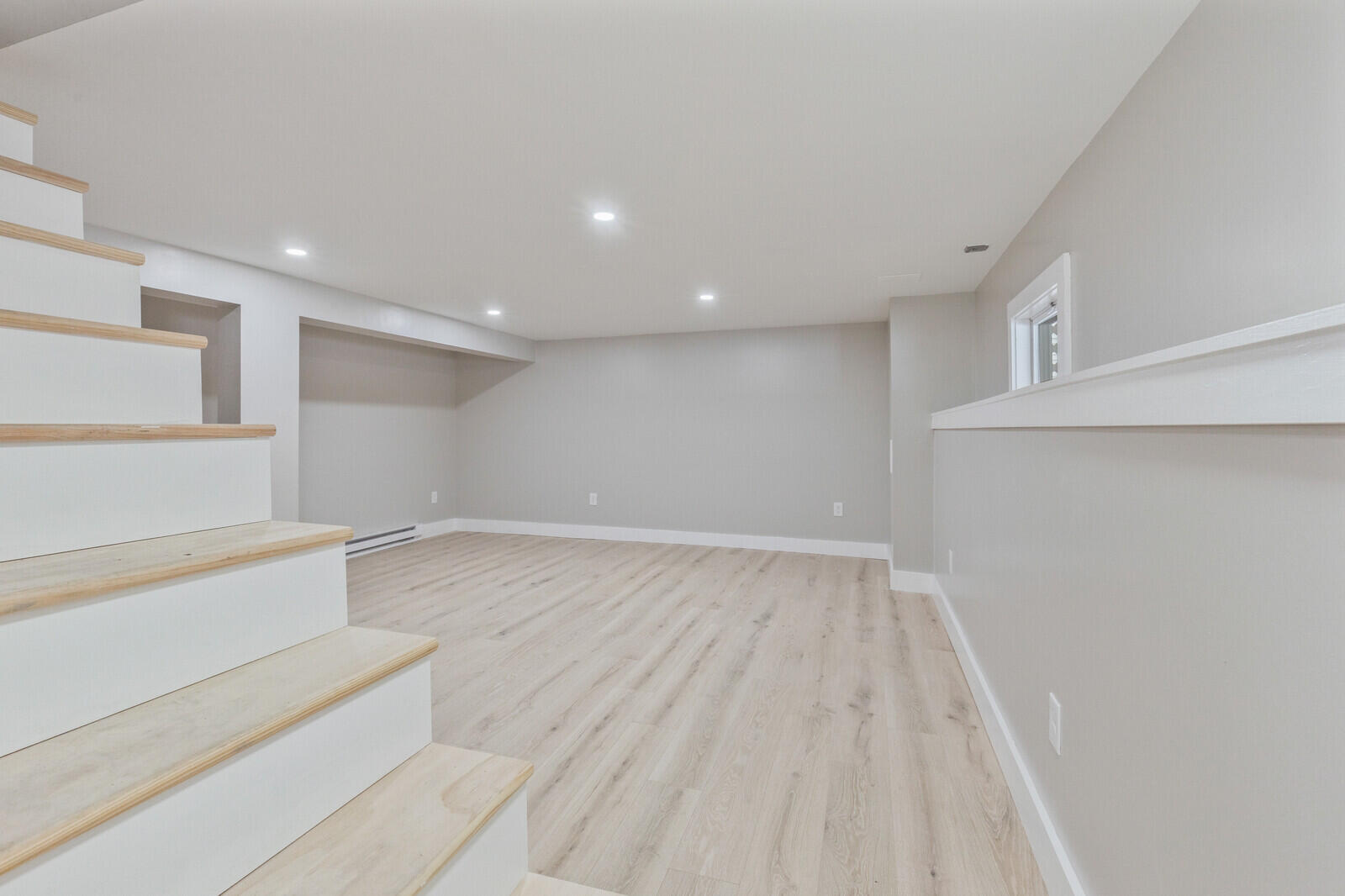 154 Waterville Road China ME 04358