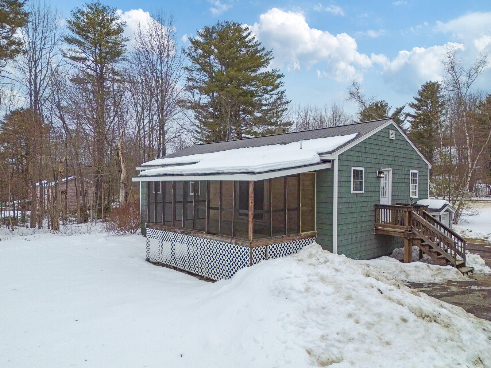 154 Waterville Road China ME 04358