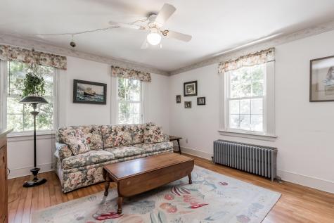 105 Brook Road Falmouth ME 04105