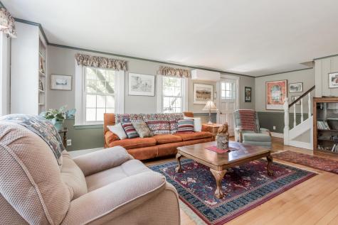 105 Brook Road Falmouth ME 04105