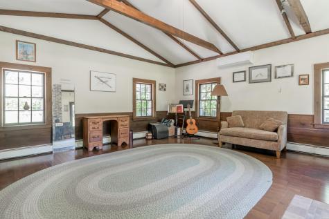 105 Brook Road Falmouth ME 04105