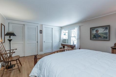 105 Brook Road Falmouth ME 04105