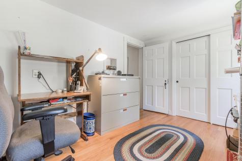 105 Brook Road Falmouth ME 04105