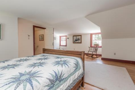 105 Brook Road Falmouth ME 04105