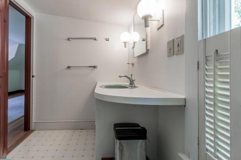 105 Brook Road Falmouth ME 04105