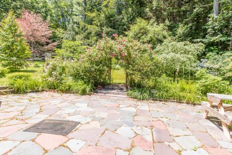 105 Brook Road Falmouth ME 04105