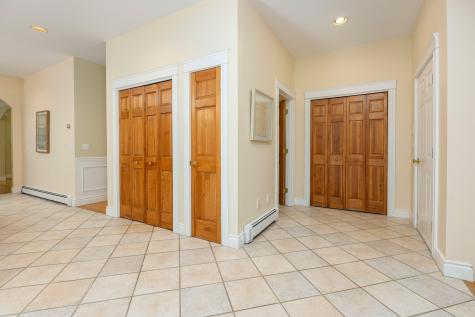 148 Hunter Way Falmouth ME 04105