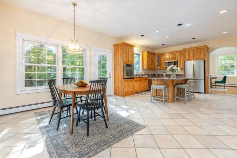 148 Hunter Way Falmouth ME 04105