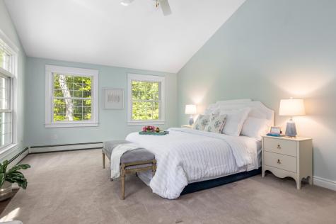 148 Hunter Way Falmouth ME 04105