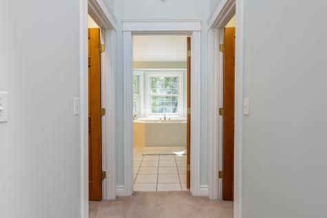 148 Hunter Way Falmouth ME 04105