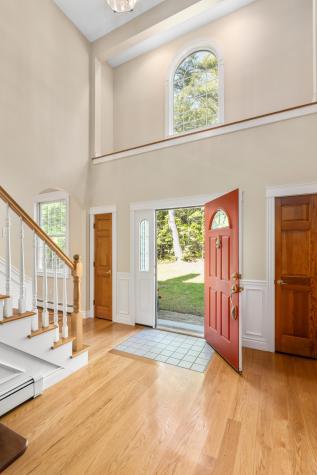 148 Hunter Way Falmouth ME 04105