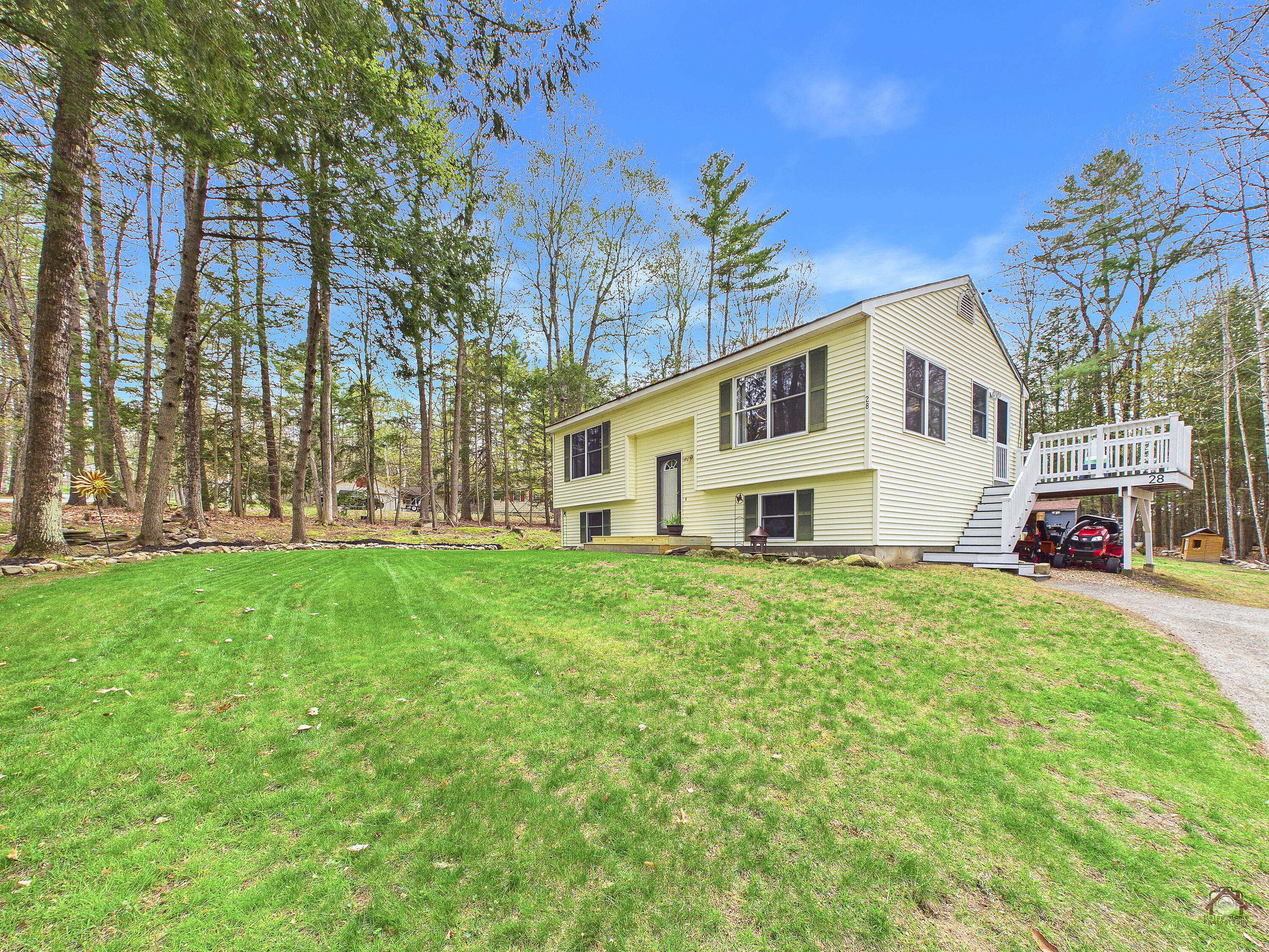 28 Beechwood Drive Winthrop ME 04364