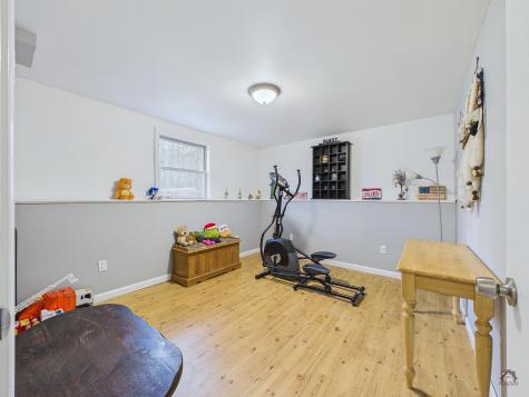 28 Beechwood Drive Winthrop ME 04364