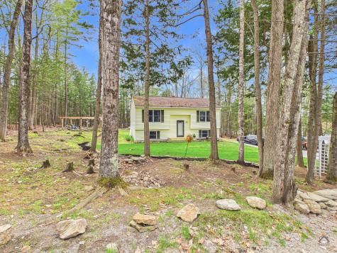 28 Beechwood Drive Winthrop ME 04364