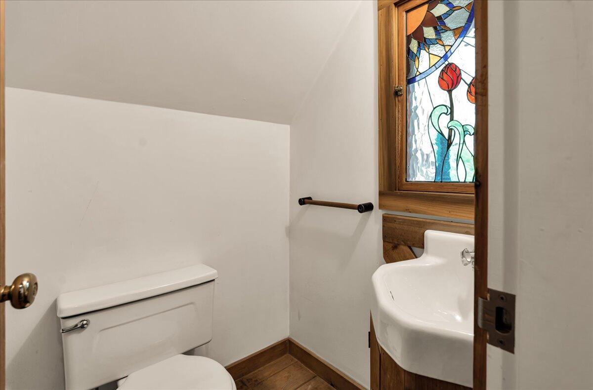 9 Spruce Needle Lane Blue Hill ME 04614