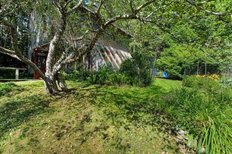 9 Spruce Needle Lane Blue Hill ME 04614