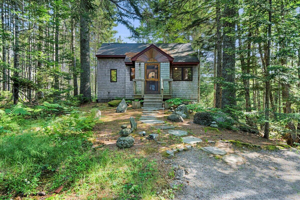 9 Spruce Needle Lane Blue Hill ME 04614