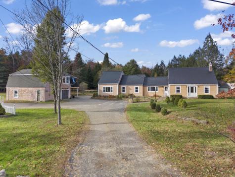 82 Carll Road Buxton ME 04093