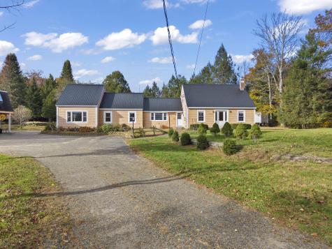 82 Carll Road Buxton ME 04093
