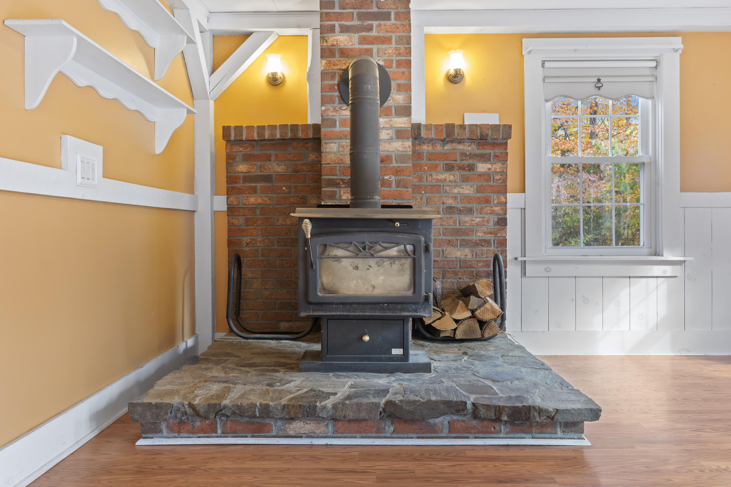 82 Carll Road Buxton ME 04093