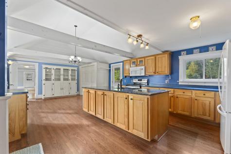 82 Carll Road Buxton ME 04093