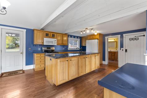 82 Carll Road Buxton ME 04093