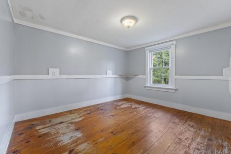 82 Carll Road Buxton ME 04093