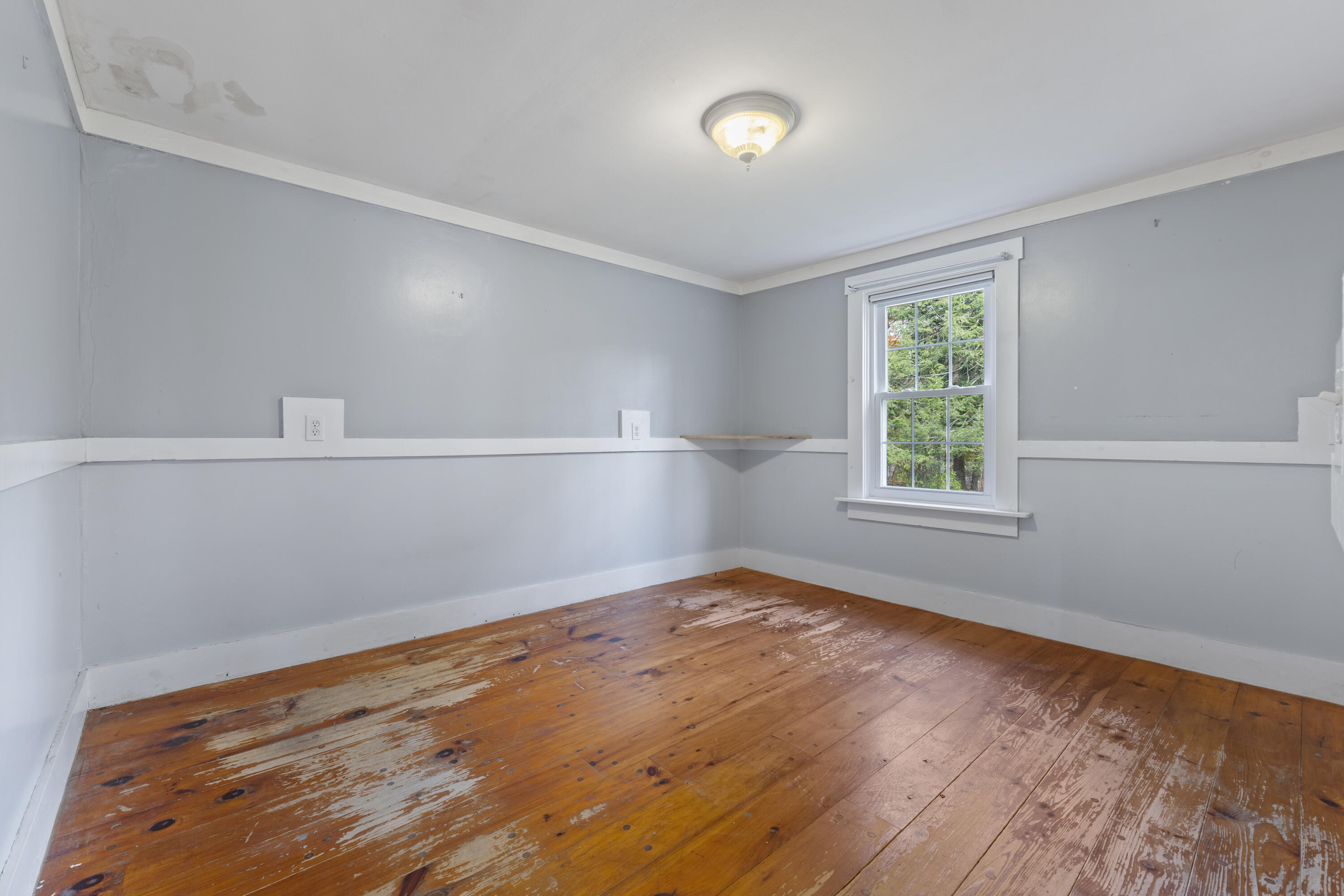 82 Carll Road Buxton ME 04093