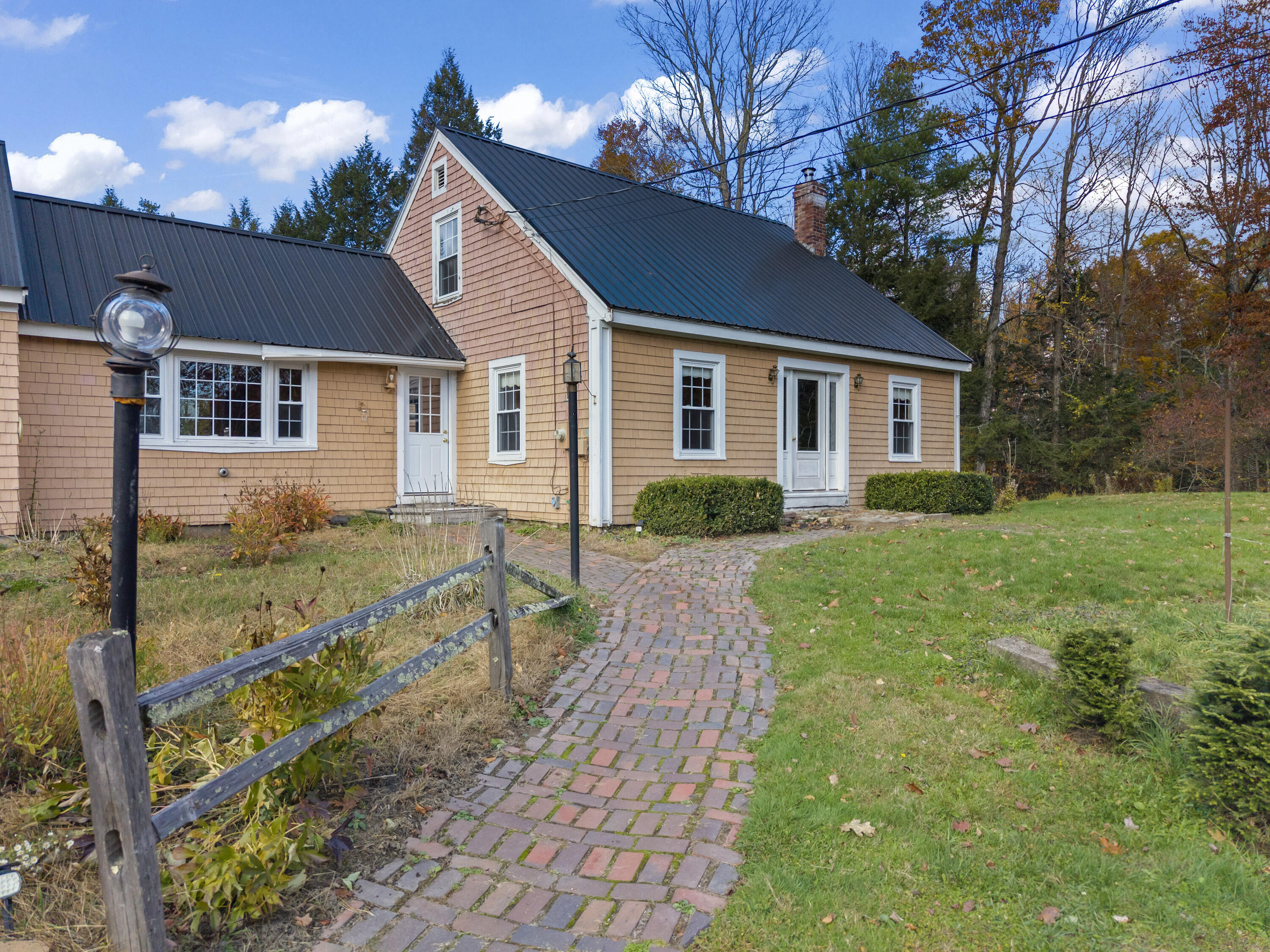 82 Carll Road Buxton ME 04093