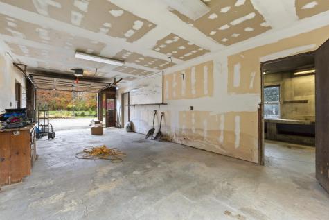 82 Carll Road Buxton ME 04093