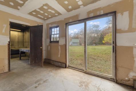 82 Carll Road Buxton ME 04093