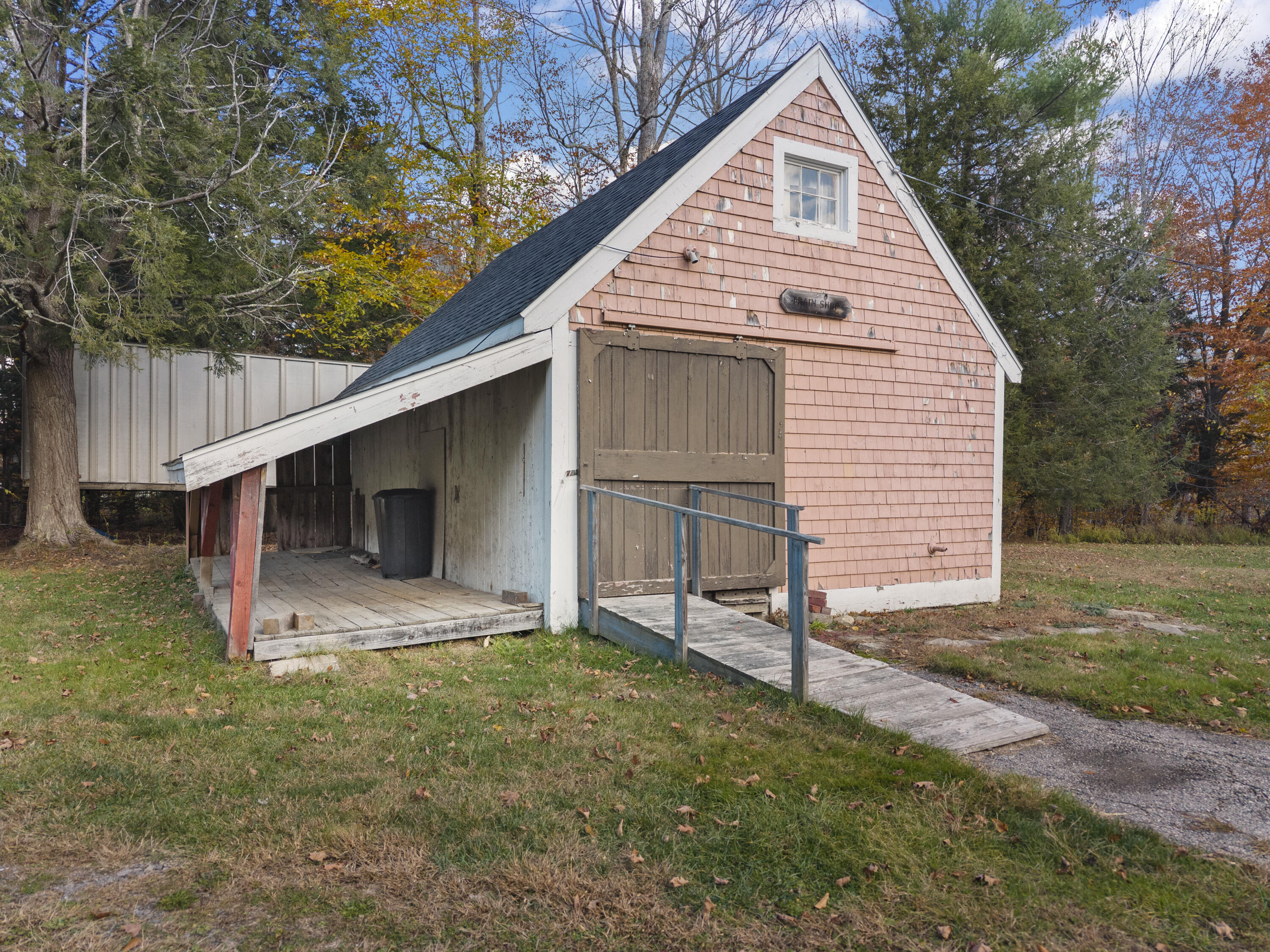 82 Carll Road Buxton ME 04093