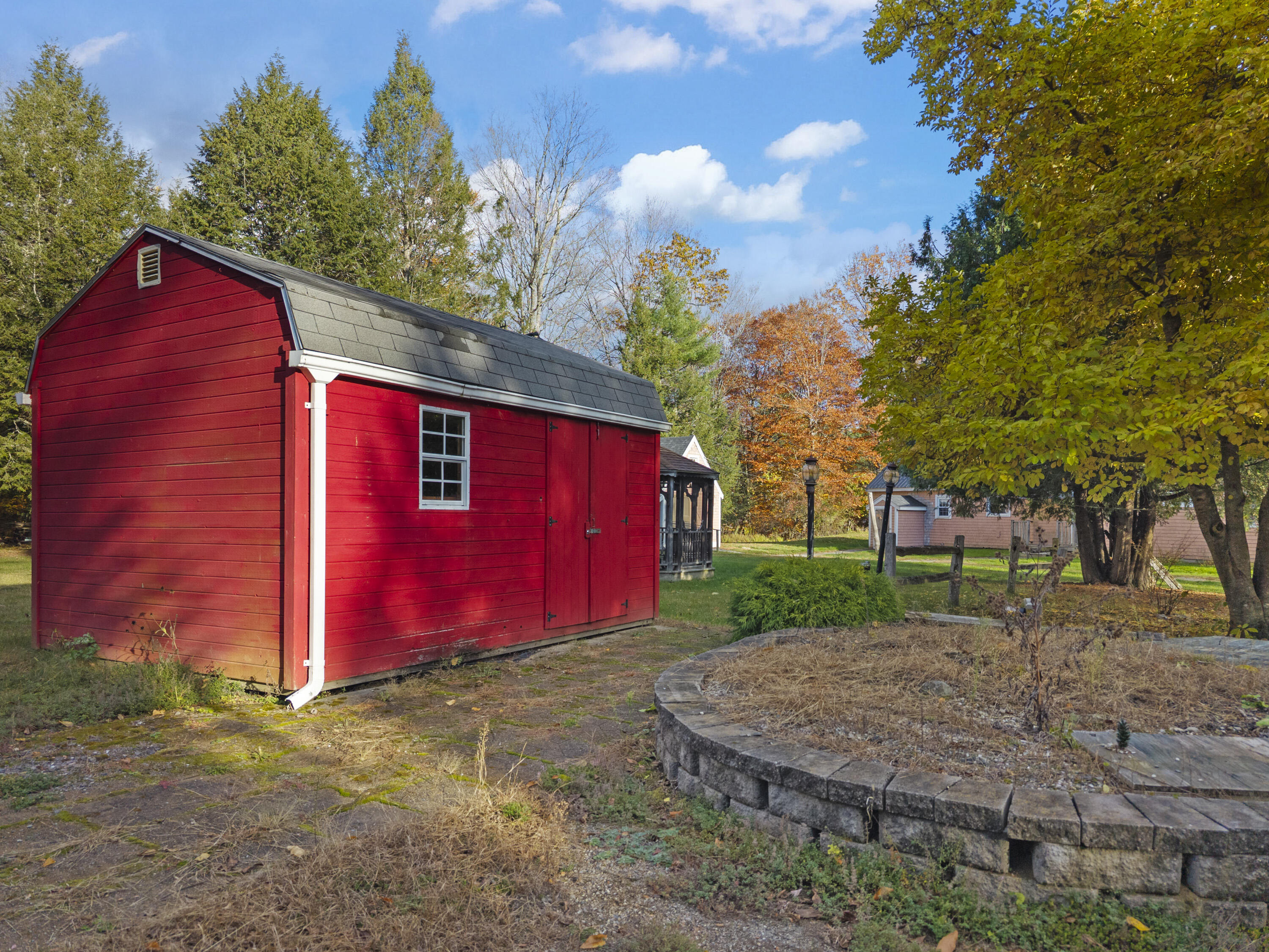 82 Carll Road Buxton ME 04093