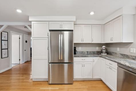 4 Sandy Beach Road Freeport ME 04032