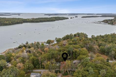 4 Sandy Beach Road Freeport ME 04032