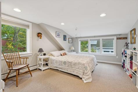 4 Sandy Beach Road Freeport ME 04032