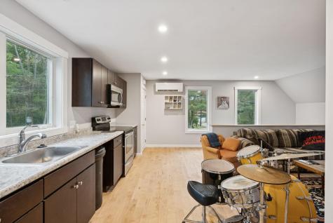 4 Sandy Beach Road Freeport ME 04032