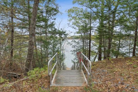 4 Sandy Beach Road Freeport ME 04032