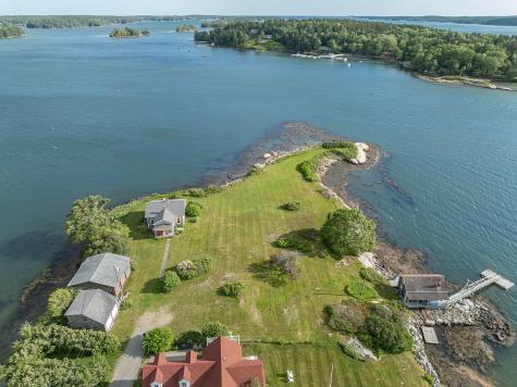 122 & 123 Isle Of Springs Road Boothbay ME 04537