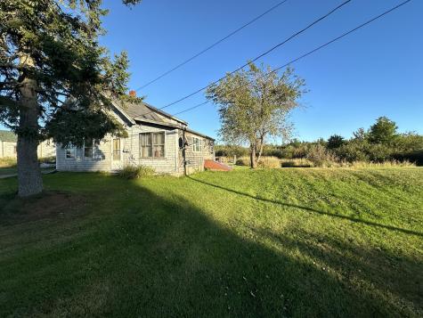 22 Cross Street Whitneyville ME 04654