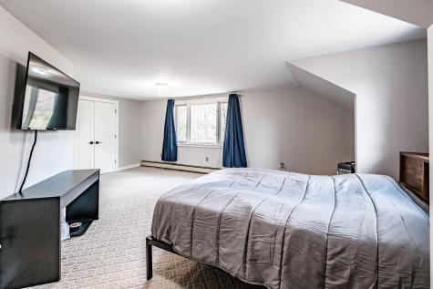 263 King Hill Road Paris ME 04281