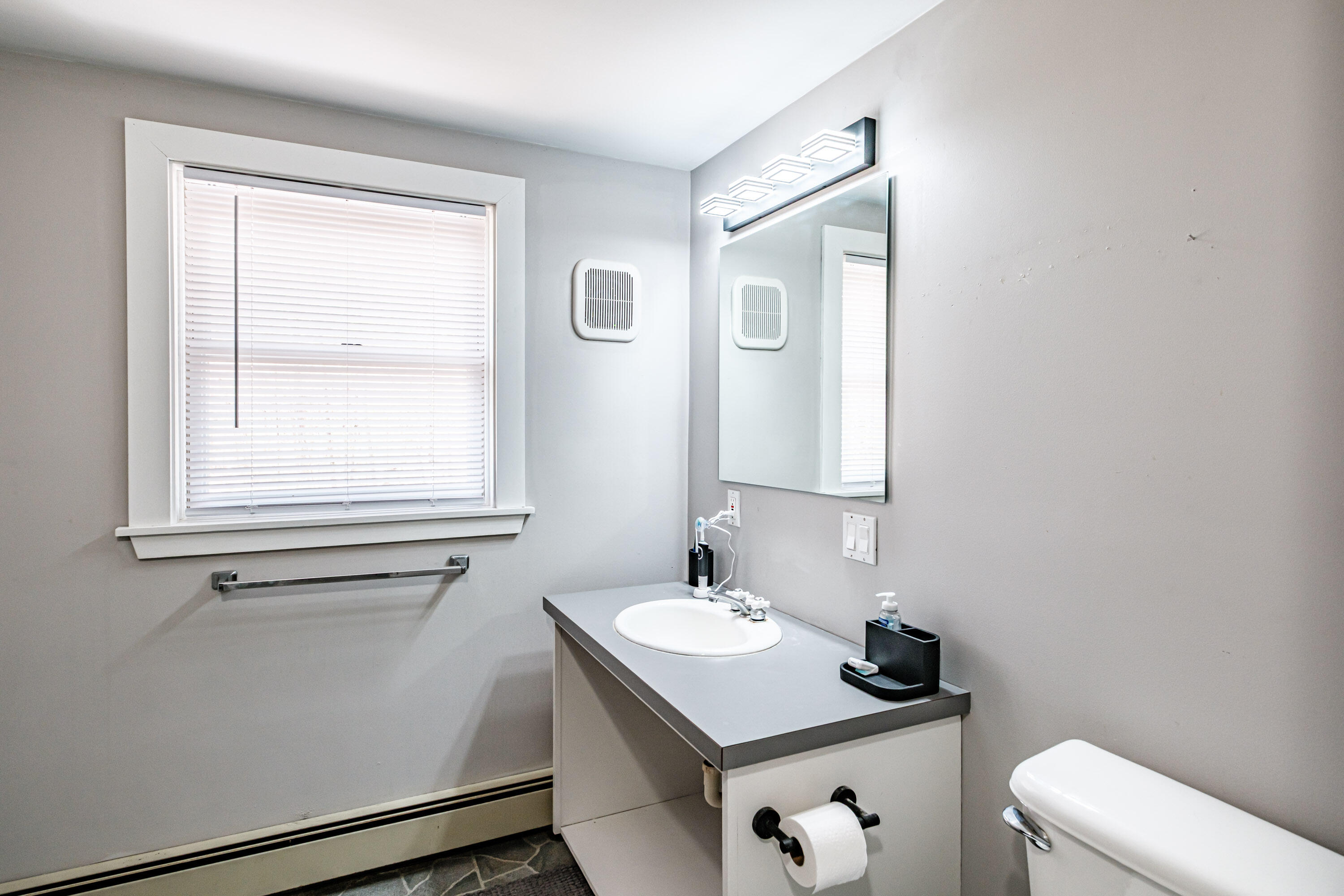 263 King Hill Road Paris ME 04281