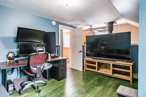 263 King Hill Road Paris ME 04281