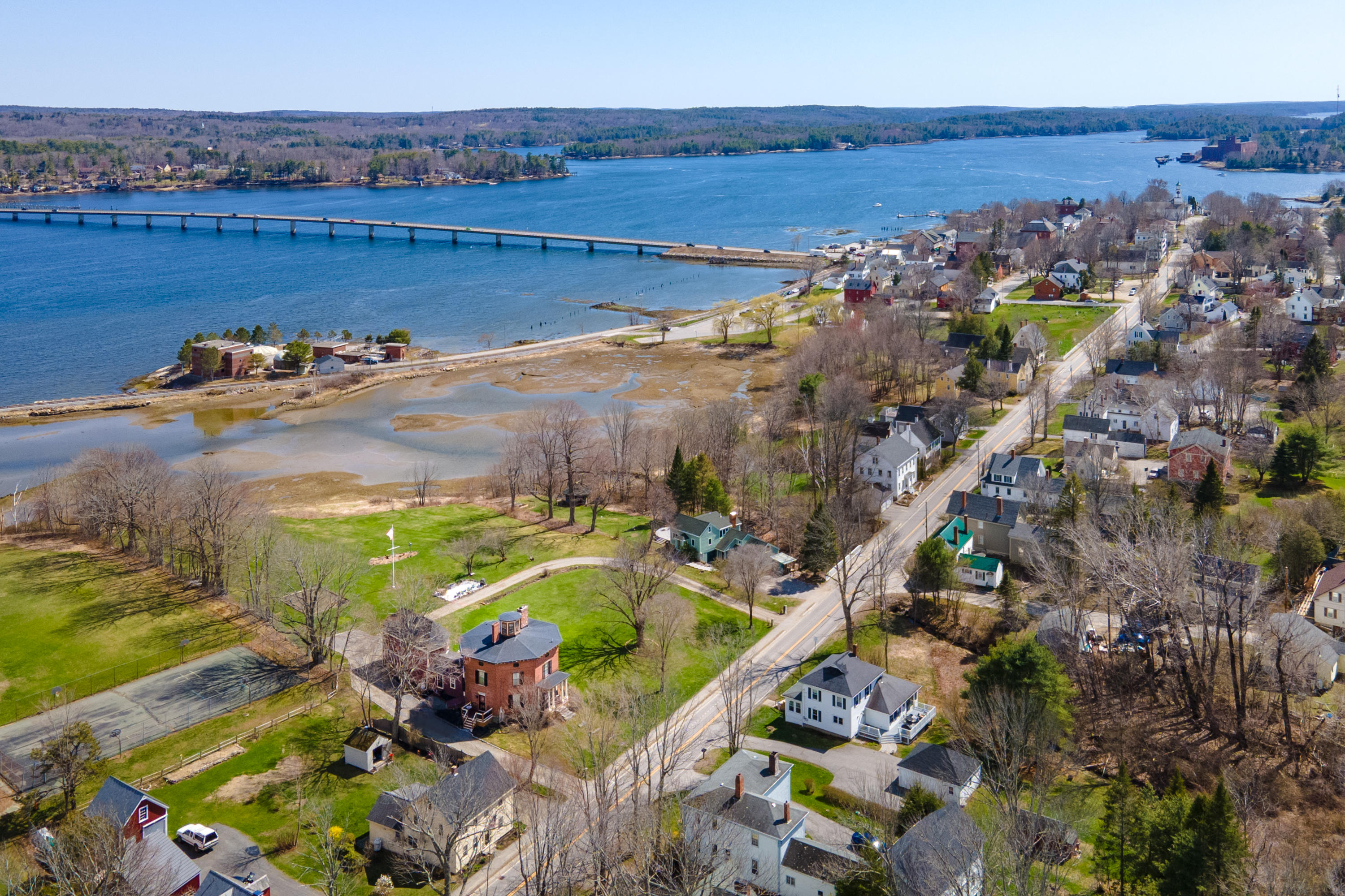 63 Federal Street Wiscasset Maine Real Estate Listing MLS 1488919