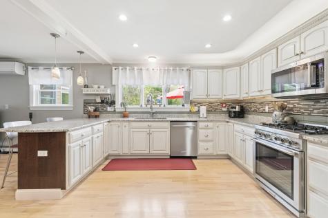 86 Duke Lane Lyman ME 04002