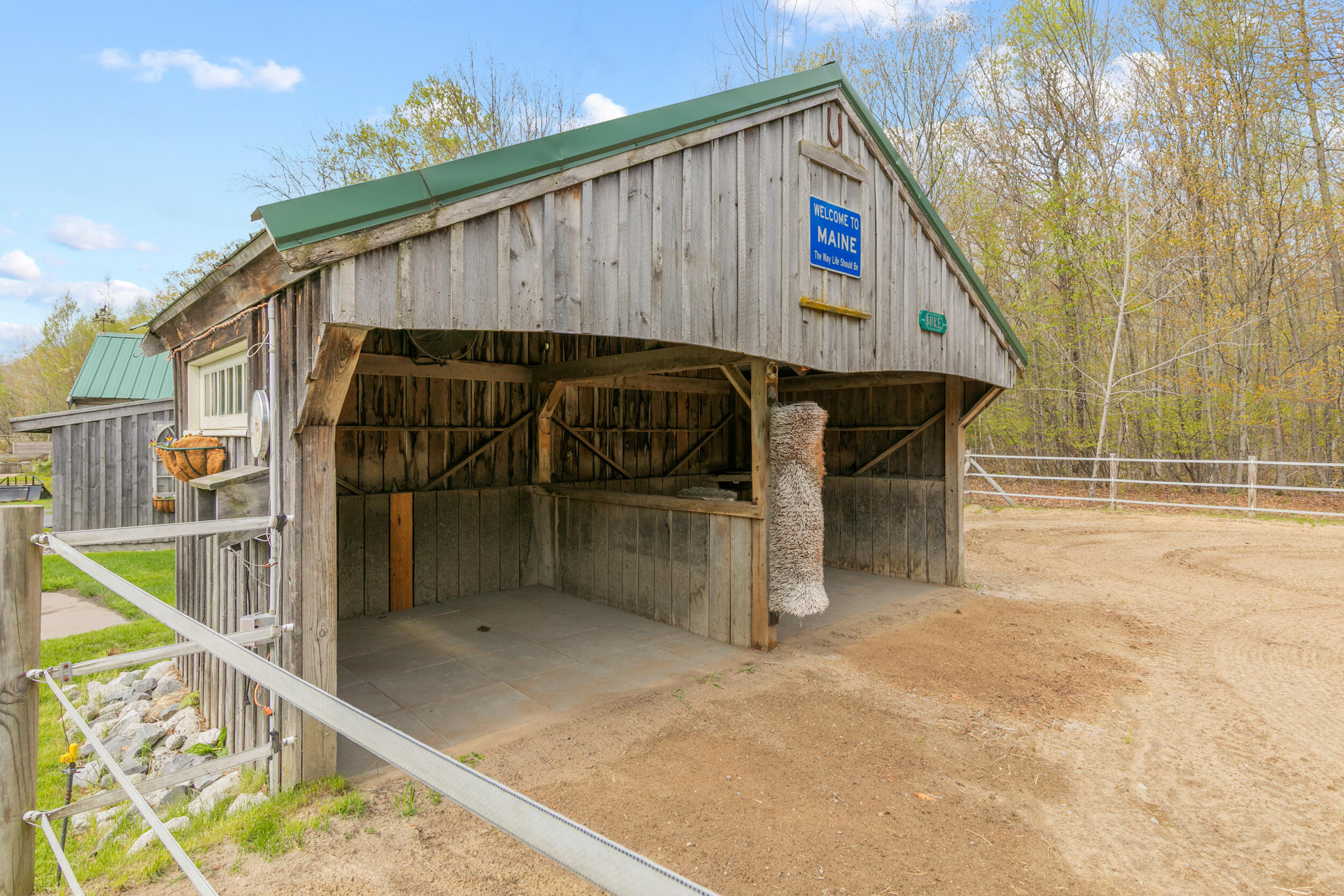 86 Duke Lane Lyman ME 04002